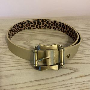 Betsey Johnson belt size small